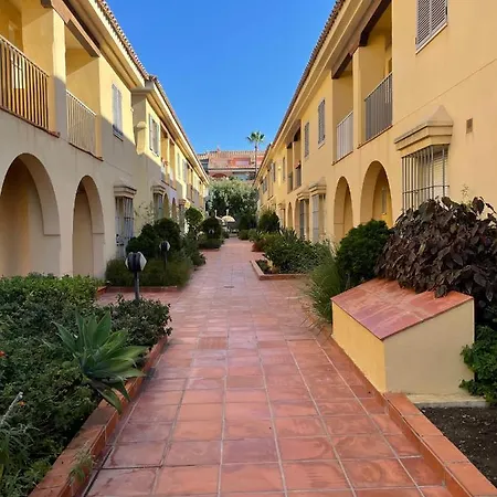 Holiday home Fabulous 4 Bedroomed Townhouse In *