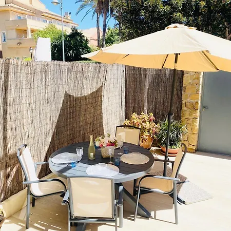 Fabulous 4 Bedroomed Townhouse In Holiday home *