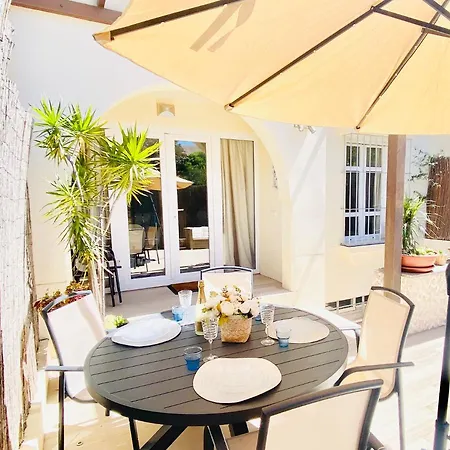 Fabulous 4 Bedroomed Townhouse In Marbella