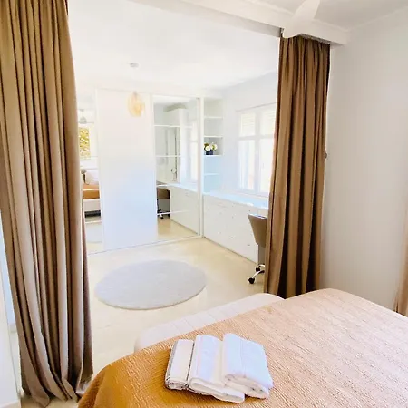 Fabulous 4 Bedroomed Townhouse In Holiday home *
